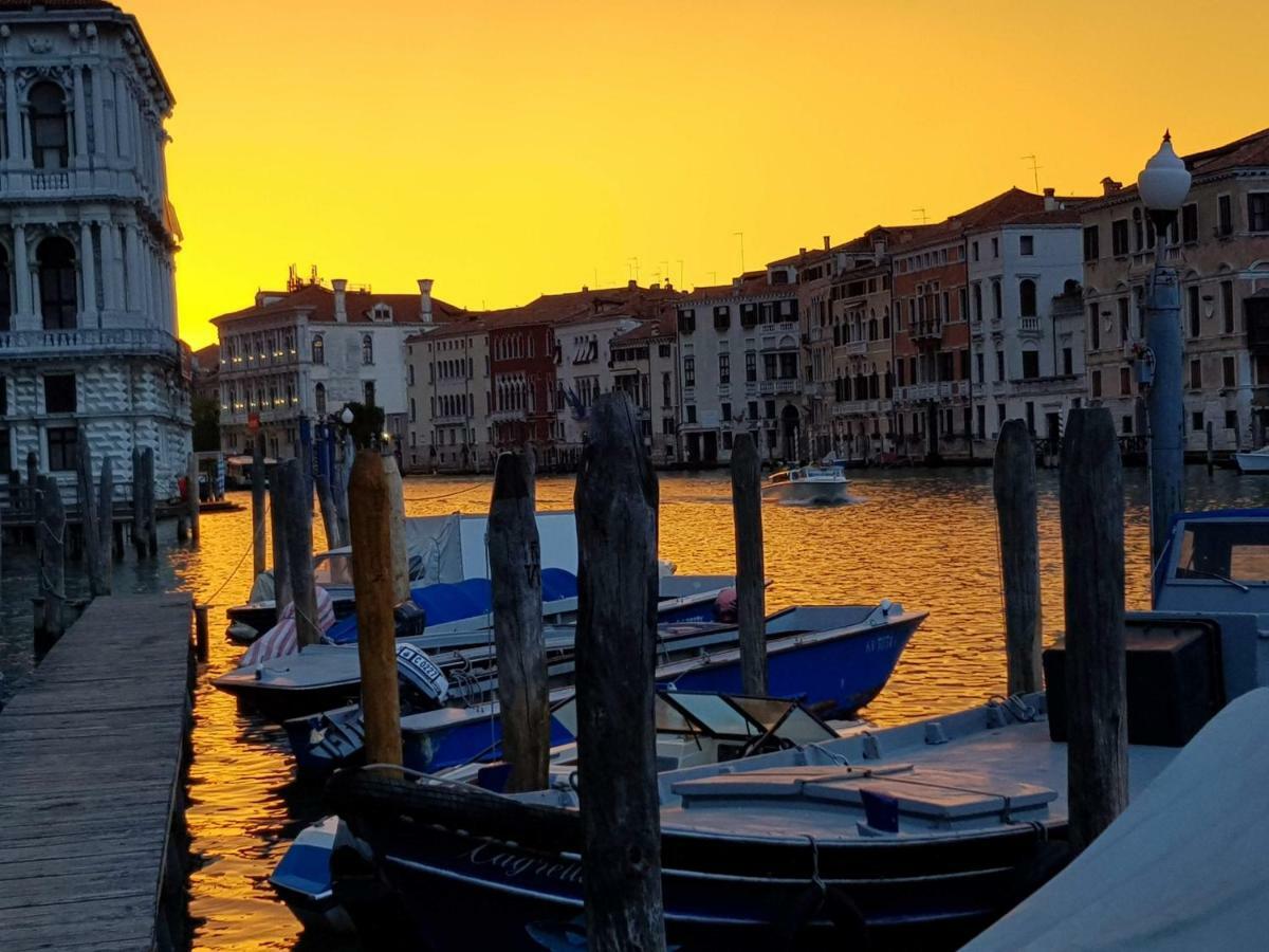 Palazzo Morosini Brandolin Dimora Romantica Venedig Exteriör bild