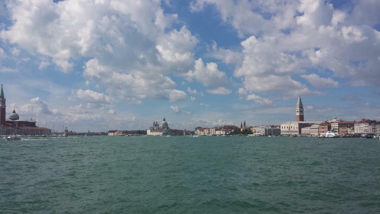 Palazzo Morosini Brandolin Dimora Romantica Venedig Exteriör bild